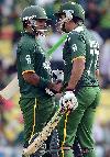 Previous picture :: Mohammad Hafeez and Nasir Jamshed were involved in a 76-run stand