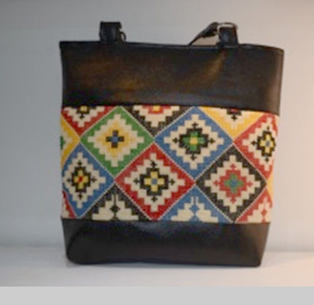 BLACK LEATHER BAG WITH CROSS STITCH